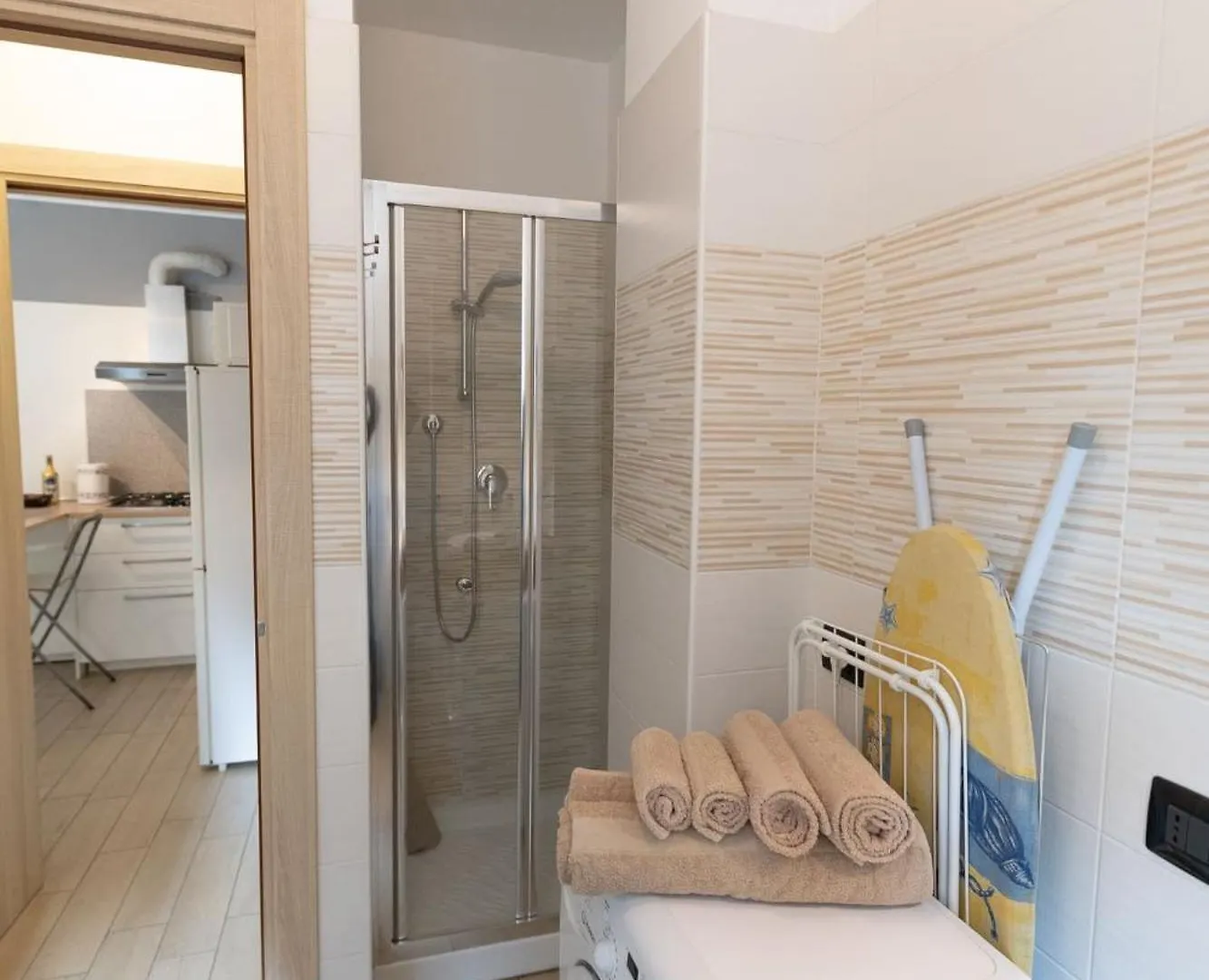 Cimoneight Apartment Varese
